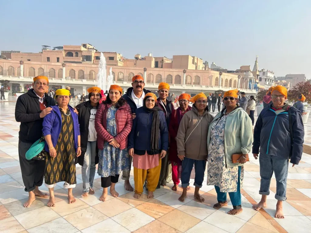 Sightseeing group at Red Fort Delhi landmark