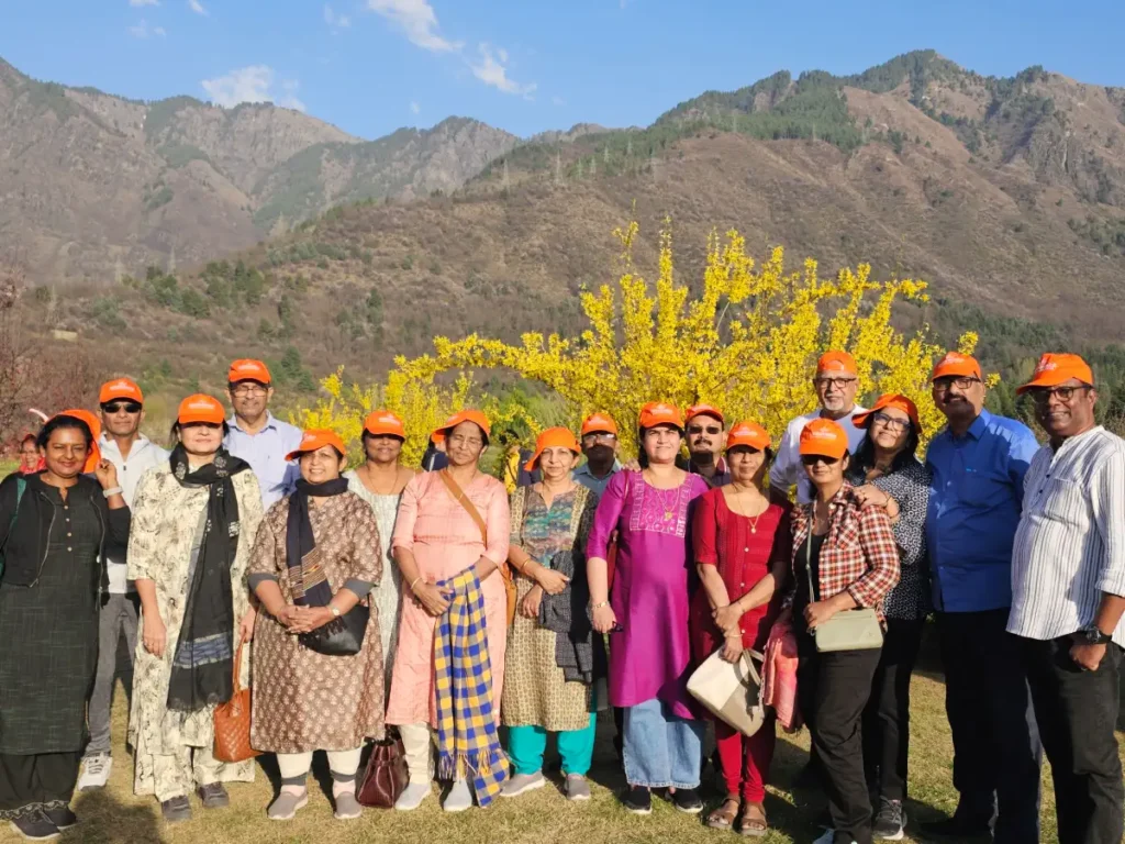 Kashmir Flowering Season