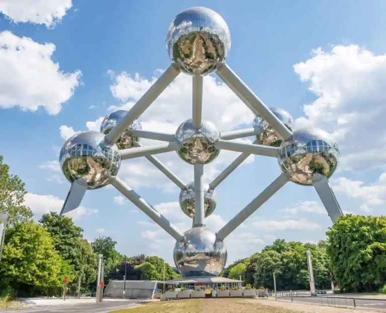 Glance of Europe – August